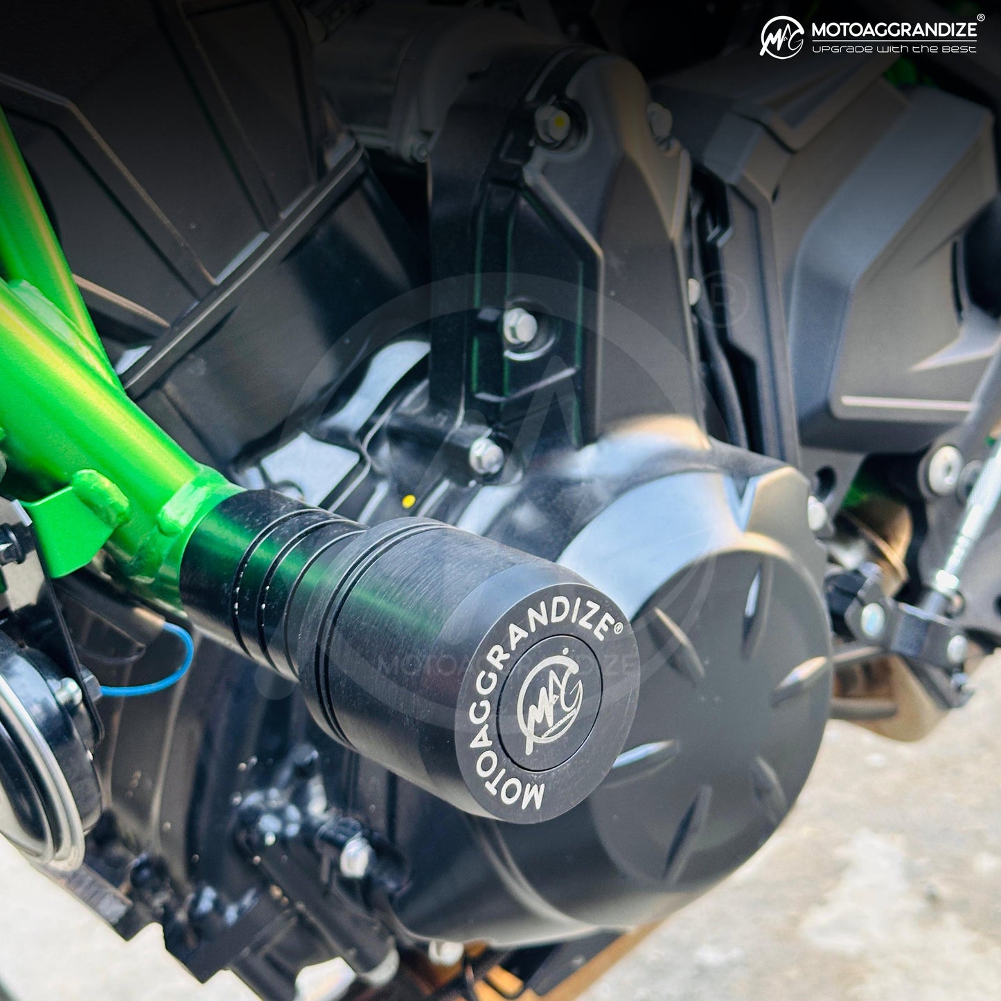 Frame Sliders / Crash Protectors for Kawasaki Ninja 650/ Z650